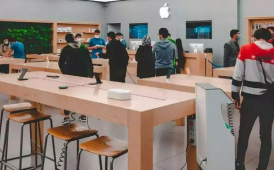 消息称苹果印度零售店推迟至明年8月开业